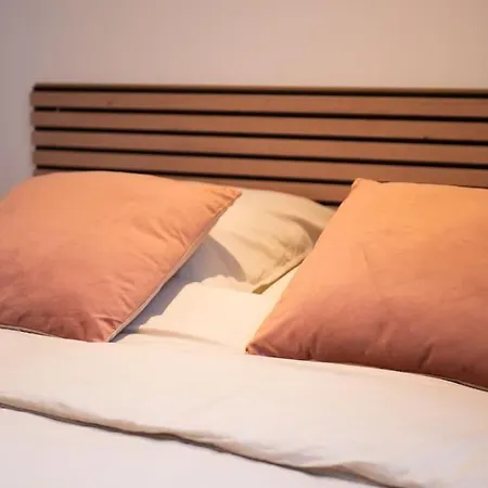 Paisible 2pers Wifi Gare 公寓